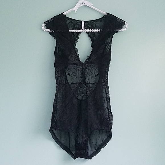 Leila Lynn Black Lace Lingerie Bodysuit M - Picture 2 of 7